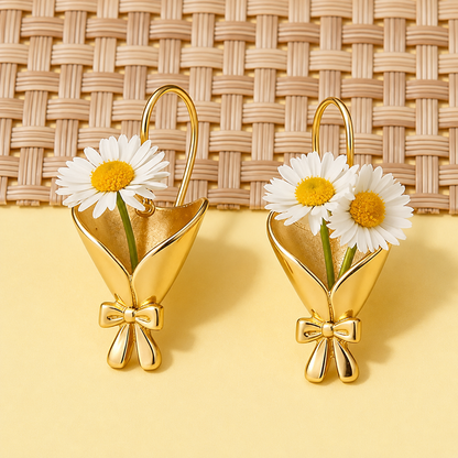 DAISY BOUTIQUE GOLD DANGLE EARRINGS