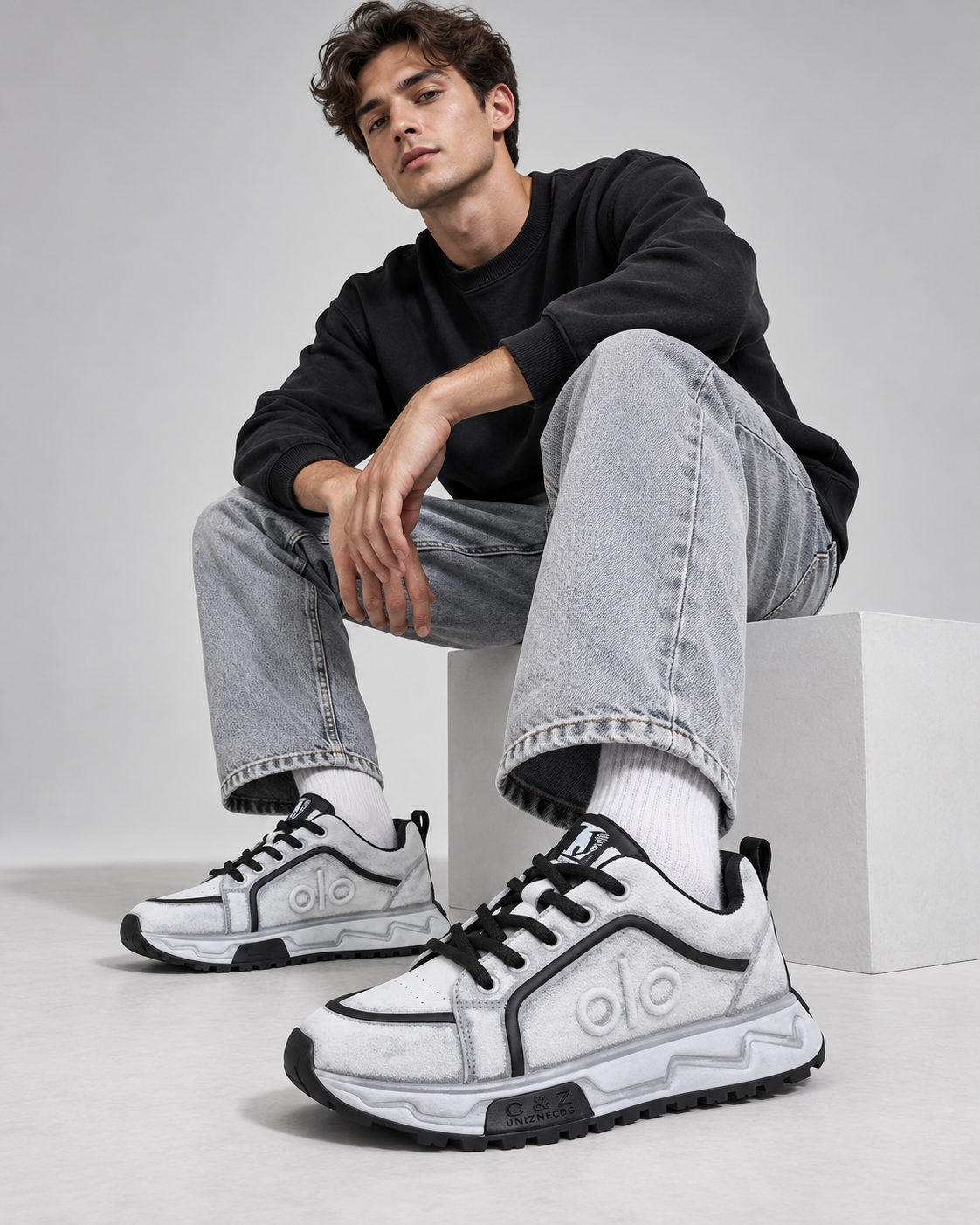MEN'S RETRO CHUNKY SOLE SNEAKERS