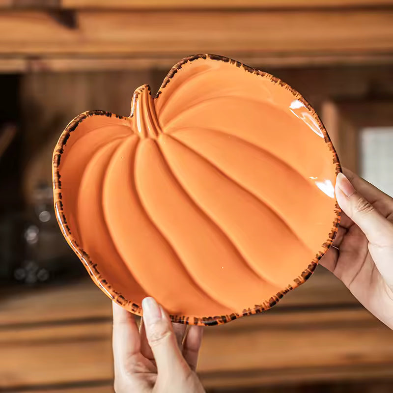 PUMPKIN SHAPED CERAMIC SERVING PLATE