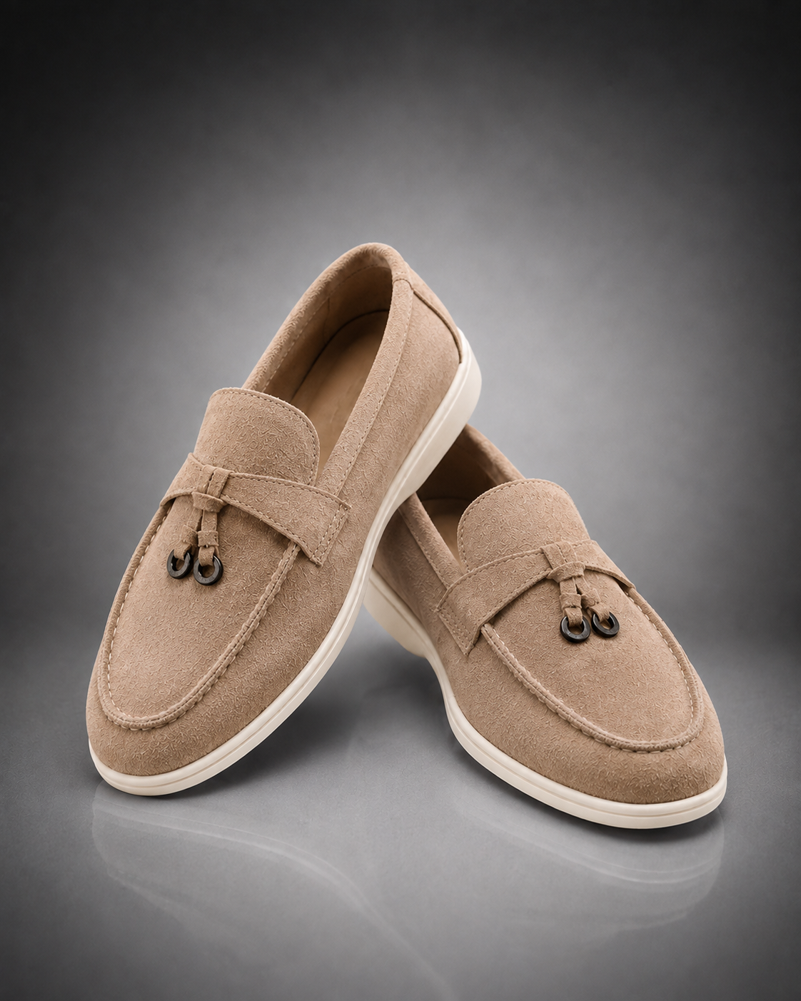 WOMEN'S SUEDE BUCKLE LOAFERS