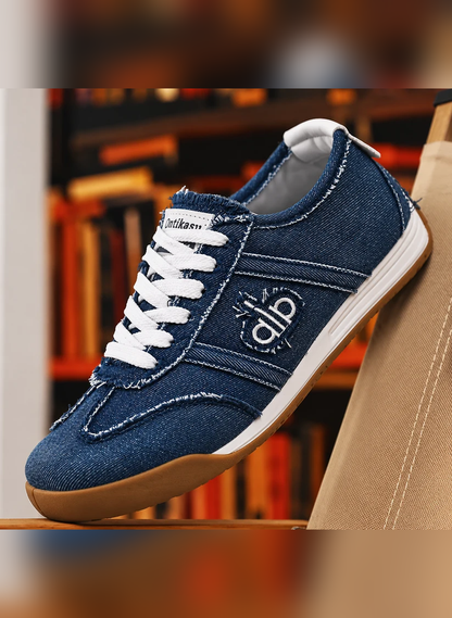 Men’s Retro Canvas Low-Top Sneakers