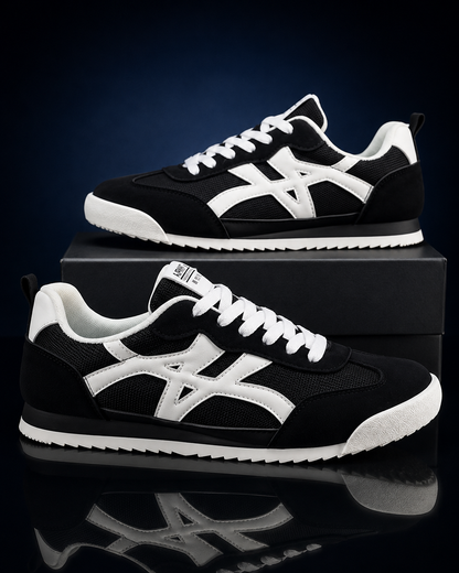 LIGHTWEIGHT CASUAL SNEAKERS